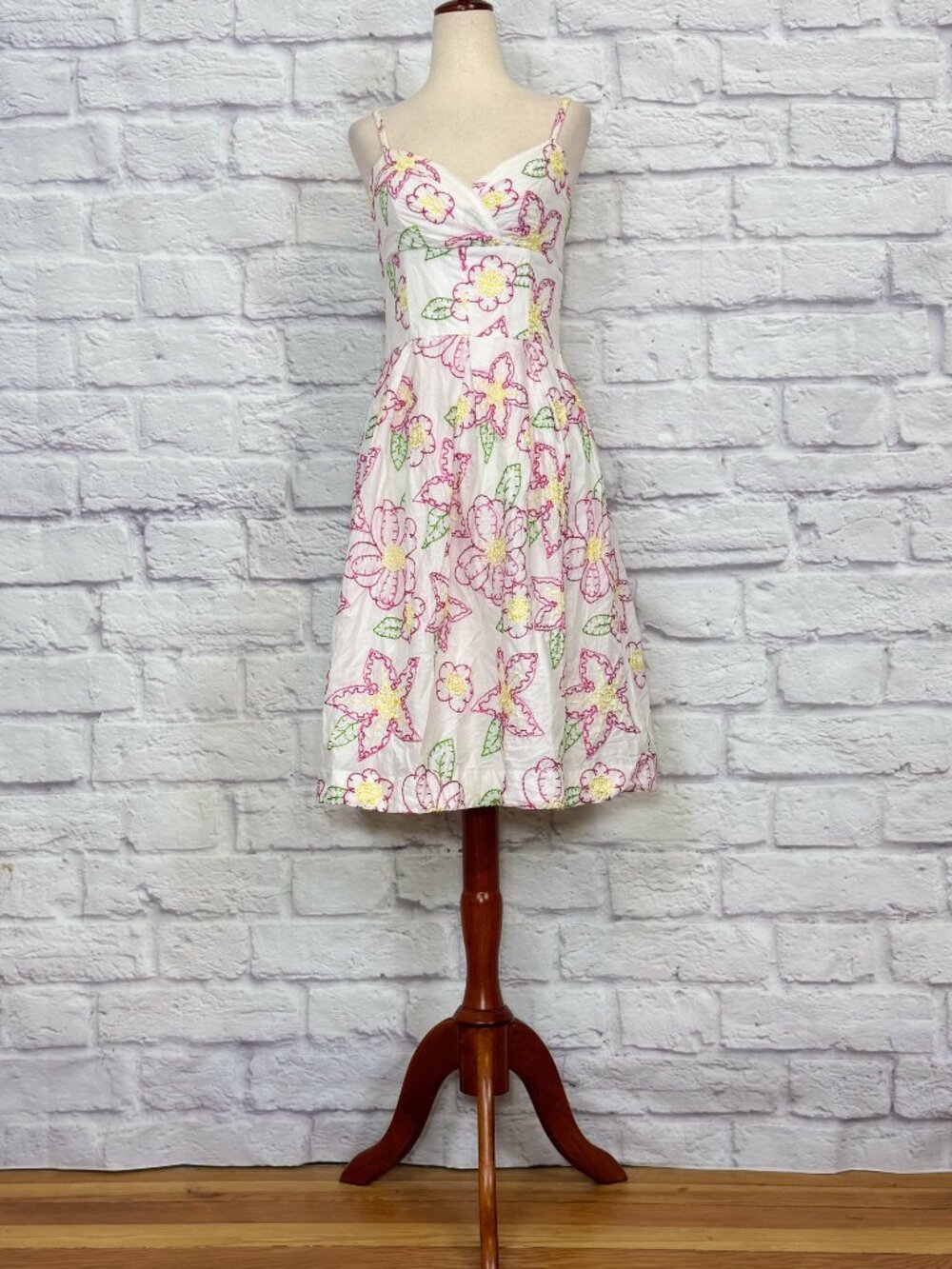 Lilly Pulitzer White Cotton Floral Embroidered Sundress